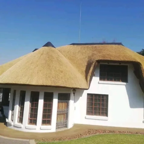 Vukani Thatchers